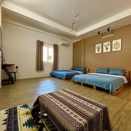 ראץ' גיאה Stay Hostel - 300M From The Ferry מראה חיצוני תמונה