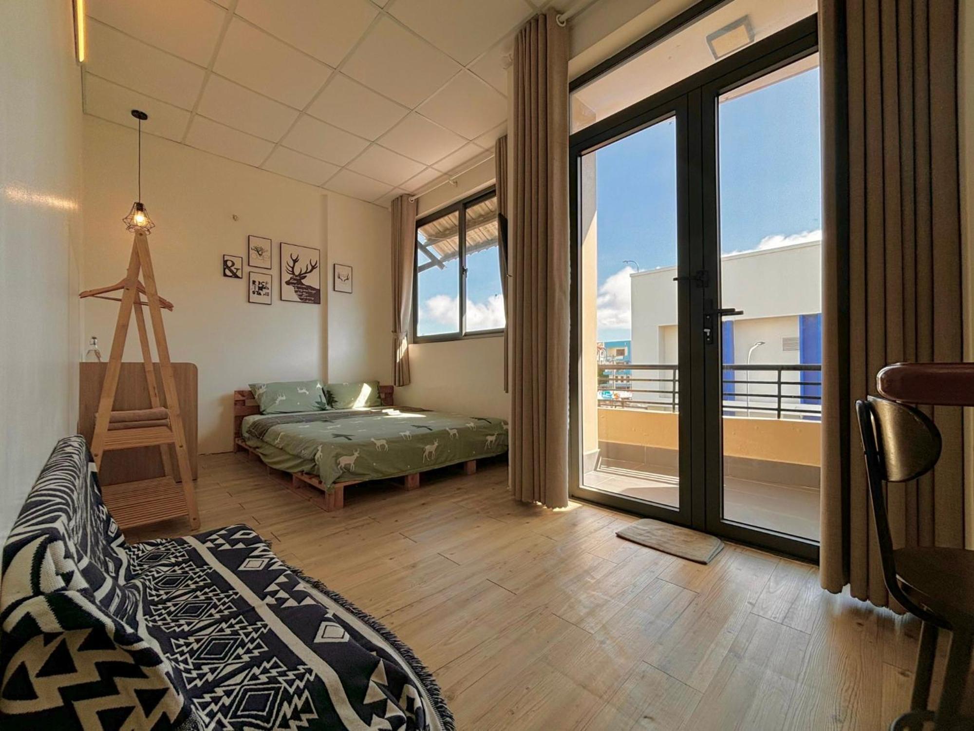 ראץ' גיאה Stay Hostel - 300M From The Ferry מראה חיצוני תמונה